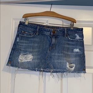 A&F Size 6 Denim Skirt Like New!